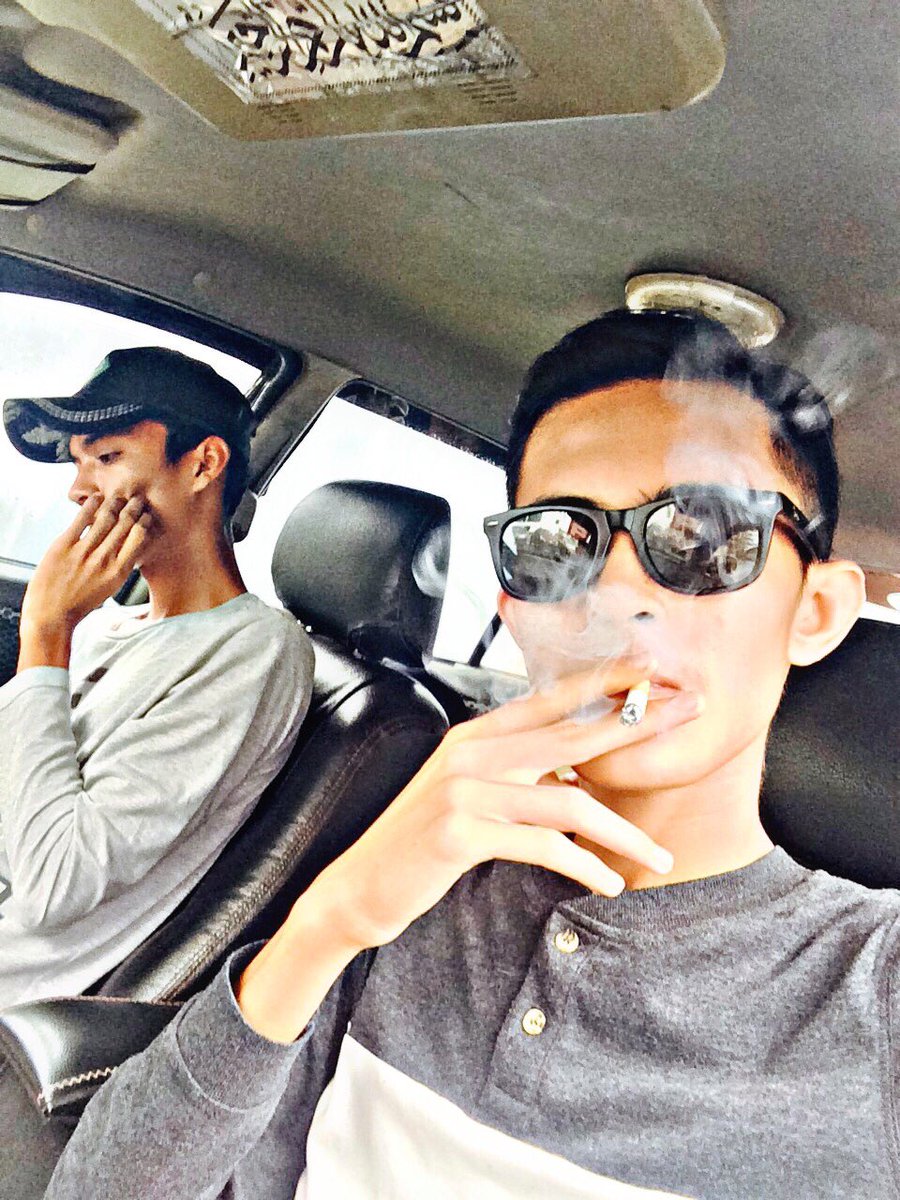 IkhmalHishamII's tweet photo. Inikan raya ☺️ https://t.co/xUwrYTjseI