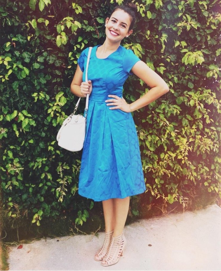 Goodbye Isle of the lost and hello Auradon prep look how fab I look in this dress