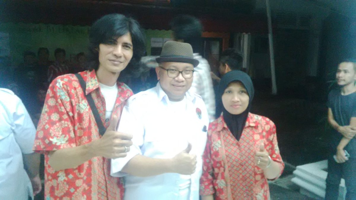 Bersama Legenda KOMIK Indonesia bang Ramon panana ... bersatu untuk INDONESIA