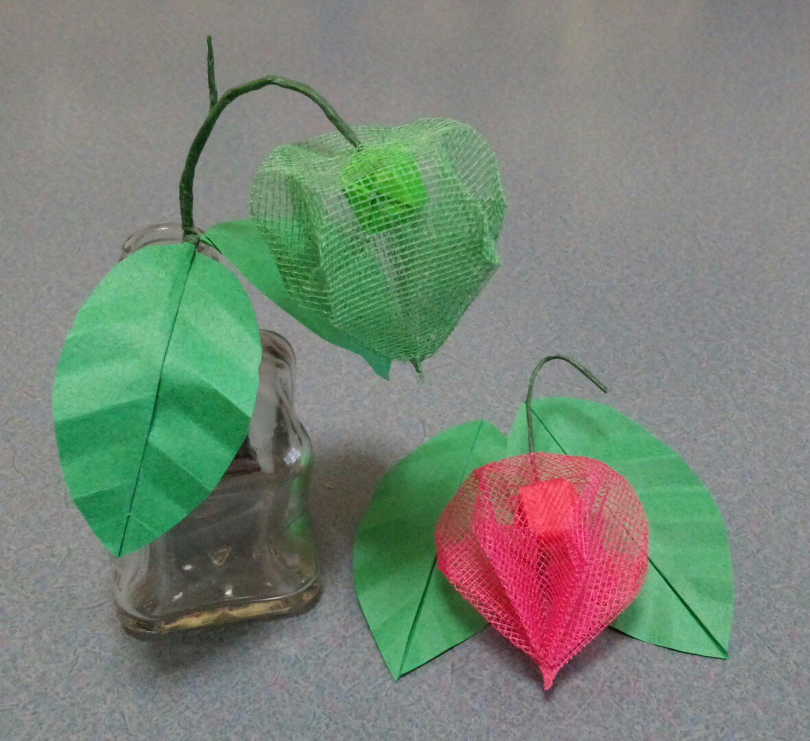 三毛猫みけこ Su Twitter Dahchanさんのほおずき動画を視て メッシュ折り紙で作りました 中に伝承の風船を入れて 実にしました 動画公開ありがとうございます 折り紙作品 ほおずき