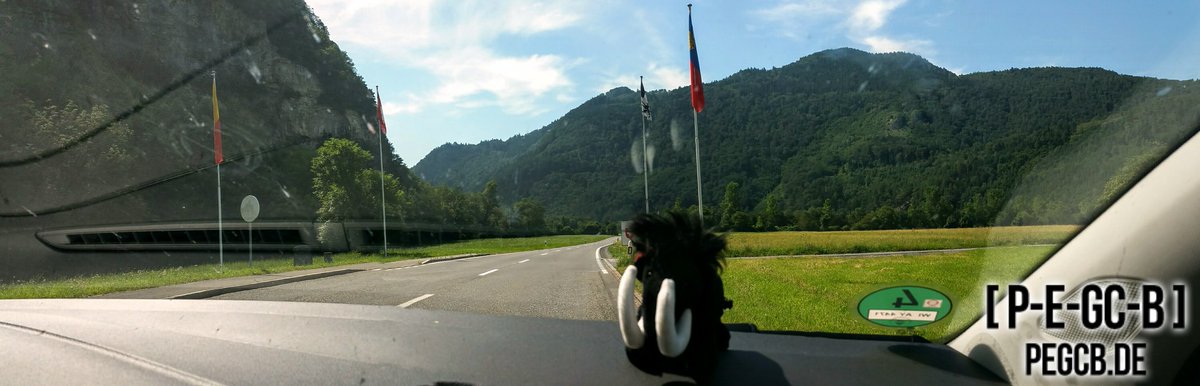 pegcb_de's tweet photo. Just leave Liechtenstein and arrive Swiss.
#Journey #Travel #Boarder #Swiss #Liechtenstein #Expedition #GcTransAlps https://t.co/9CH27f8T9u