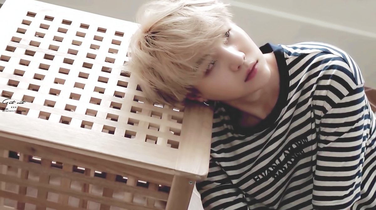 Getout0613's tweet photo. 160722
https://t.co/BkErOHbIJg
https://t.co/tPupTPOlAT
https://t.co/OC9XxhdaX1
#슈가 #SUGA @BTS_twt https://t.co/wxm7VKYM1v