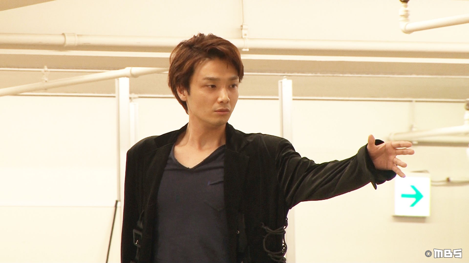 تويتر 情熱大陸 على تويتر 次回は ミュージカル界のプリンス 井上芳雄 抜群の歌唱力と端正なマスク 気品と色気がにじみ出る３７歳にメロメロ女性続出 笑 知られざる葛藤と胸の内とは７月３１日よる１１時 Jounetsu 井上芳雄 プリンス エリザベート