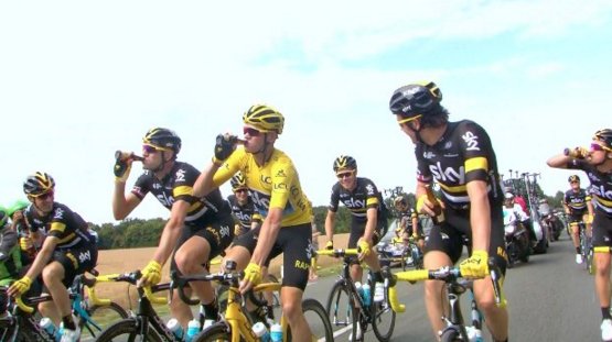 🍻🍻🍻🍻🍻 <a href="/chrisfroome/">Chris Froome</a> @TeamSky #TDF2016