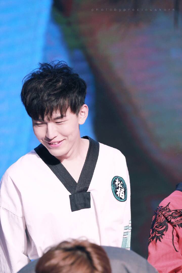 precious_korn's tweet photo. 20160714 旋风少女2开播发布会 #孔垂楠 #korn #孔垂楠korn #kongchuinan #演員孔垂楠 #新偶像孔垂楠 #孔垂楠高绍轩 #人生若如初相見 #遇见最好的孔垂楠 #孔垂楠旋风少女2 https://t.co/kGvhtqslhe