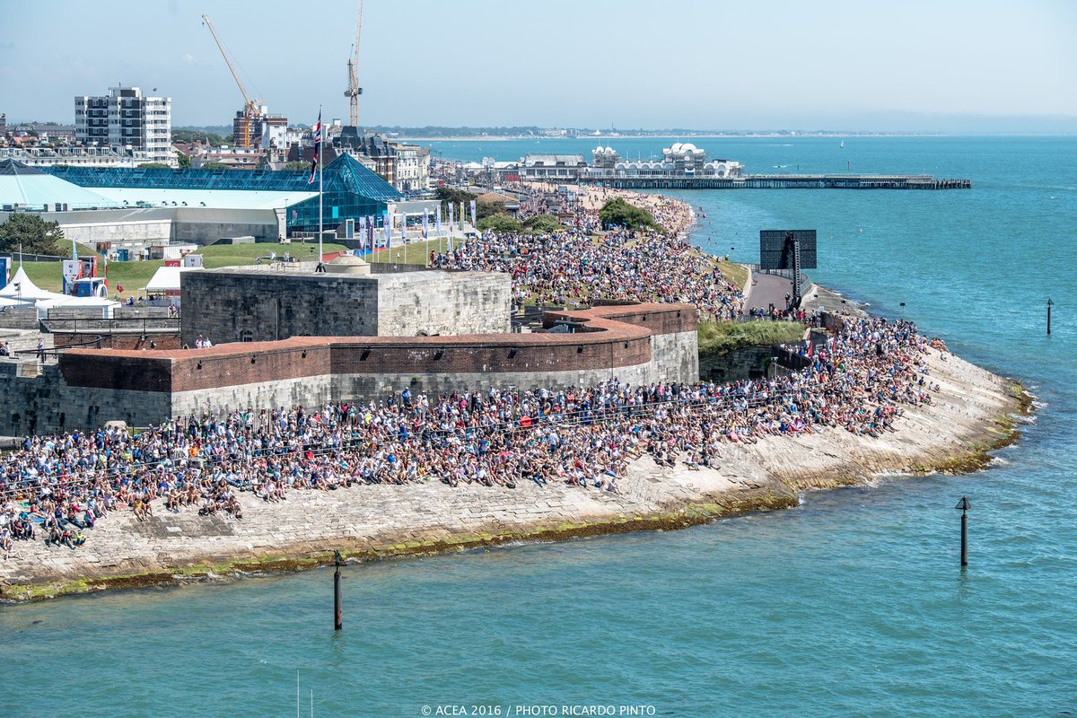Ready for another huge day of #AmericasCup action - amazing crowd pix here from yesterday wp.me/p6deVd-jO