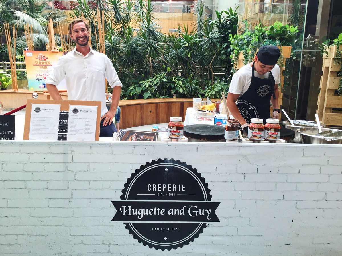 Discovered absolutely delicious Nutella crepes at #dubai's @Ripeme by <a href="/HuguetteandGuy/">Huguette and Guy</a>'s family recipe ☺️ must try