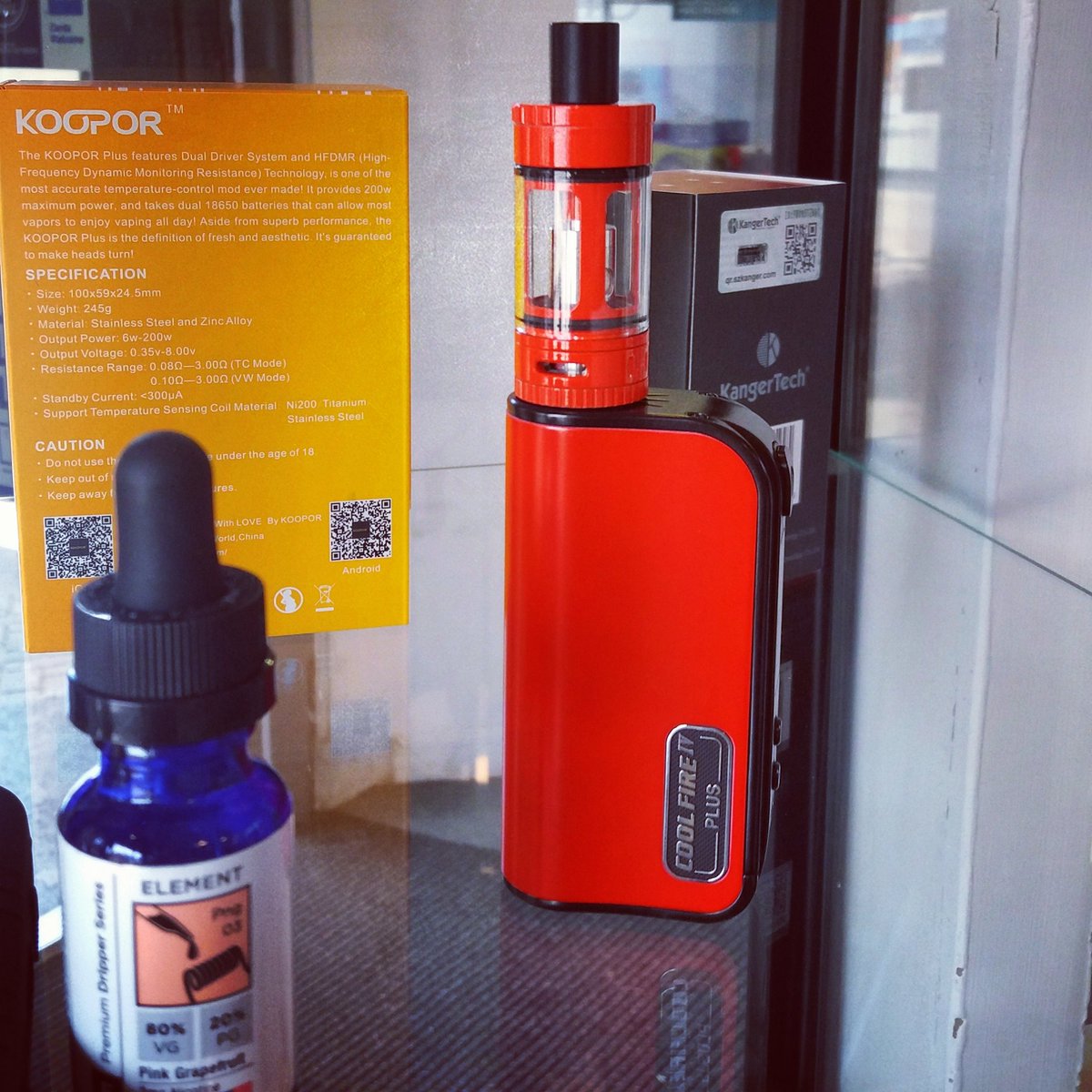 FVBham's tweet photo. Toptankmini in red already here! #fvbham #kangertech #toptank #vapeon #vapesafe #birminghamuk #sellyoak #ecig #ivape https://t.co/Ffv1NtspWq