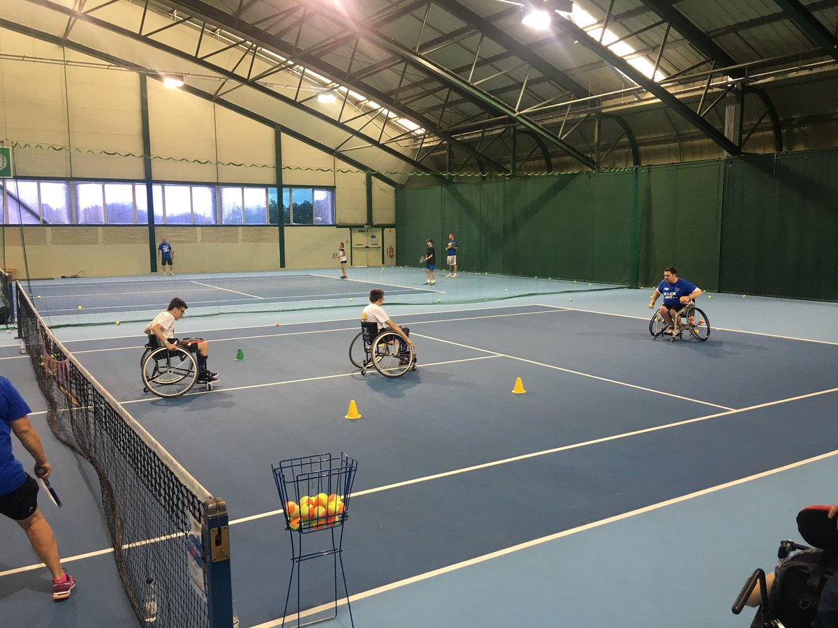 DaveHardman1986's tweet photo. Another fantastic #wheelchairtennis session as part of our #Southend #DCLegacy tour event #TennisAnyBody https://t.co/OzhSvuO4Bl