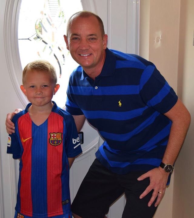 AndrewTCraven's tweet photo. Me and the Boy all set for his friend's birthday party 💙💙💙 #barca  #lovethiskid #myworld https://t.co/fjS1S48zWd