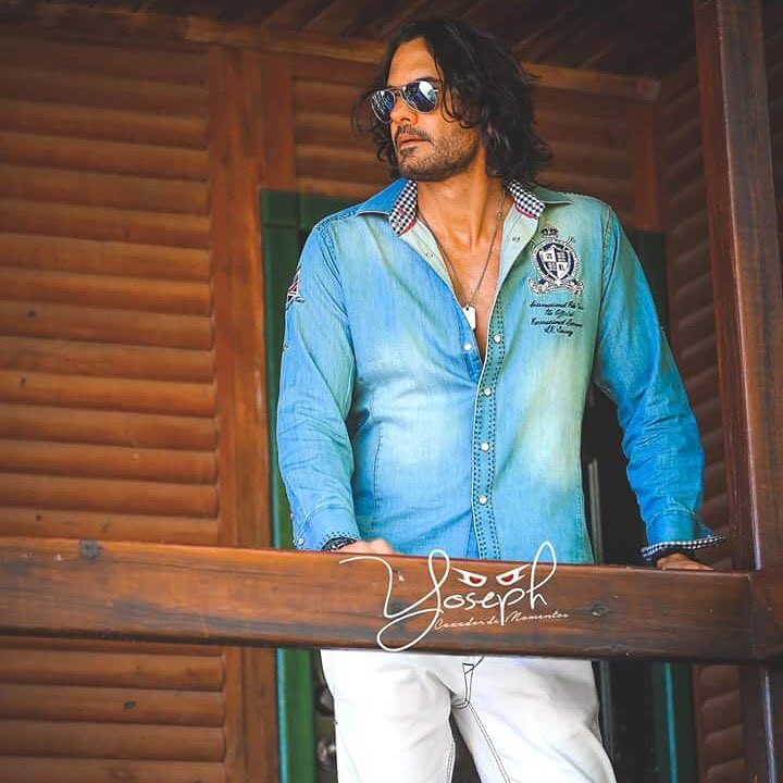 MCSpainClubFans's tweet photo. Gracias a @YosephRodriguez "El Cazador de Momentos" por tan lindas fotos de @MarioCimarro 😍 https://t.co/2zypqM7sIe https://t.co/BSrsE9vuoG