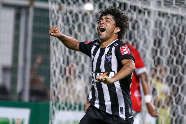 GaloNews_'s tweet photo. Foram 3 meses e meio sem suas loucuras. Que Deus proteja o seu talento e que vc volte com tudo!

BEM-VINDO DE VOLTA! https://t.co/nh5CK0mcaH