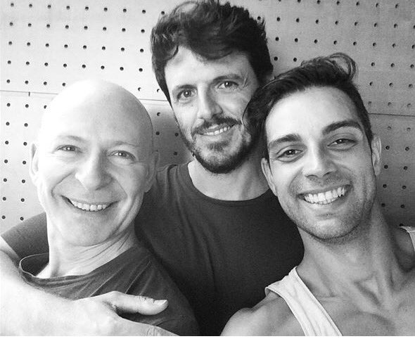itsfranlopez's tweet photo. Que pronto nos vemos amiguitos @Jaimezata ,@chescuredo ,#viendopriscila 😘👏😘😜👍👍 https://t.co/A1XdR8LFnh