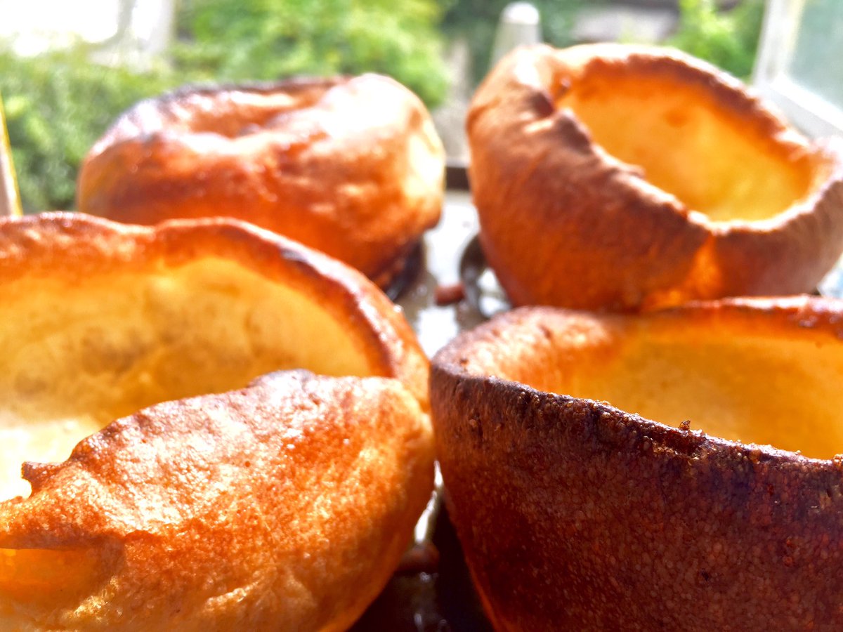 thethreechiefs's tweet photo. We will be serving our lovely roasts @TheAdmiral_BTN until 6pm or until we run out #sunday #roasts #brighton #yorkie https://t.co/6Hs3tNwV6n