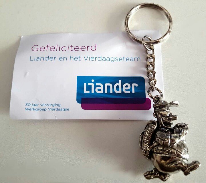 Ab_229's tweet photo. #Beloningen
#vierdaagse #4daagse #4d16 #nijmeegsevierdaagse #nijmeegse4daagse
#StIsidorus #OudDijk
#Liander #Liandon https://t.co/s7aL1dak82