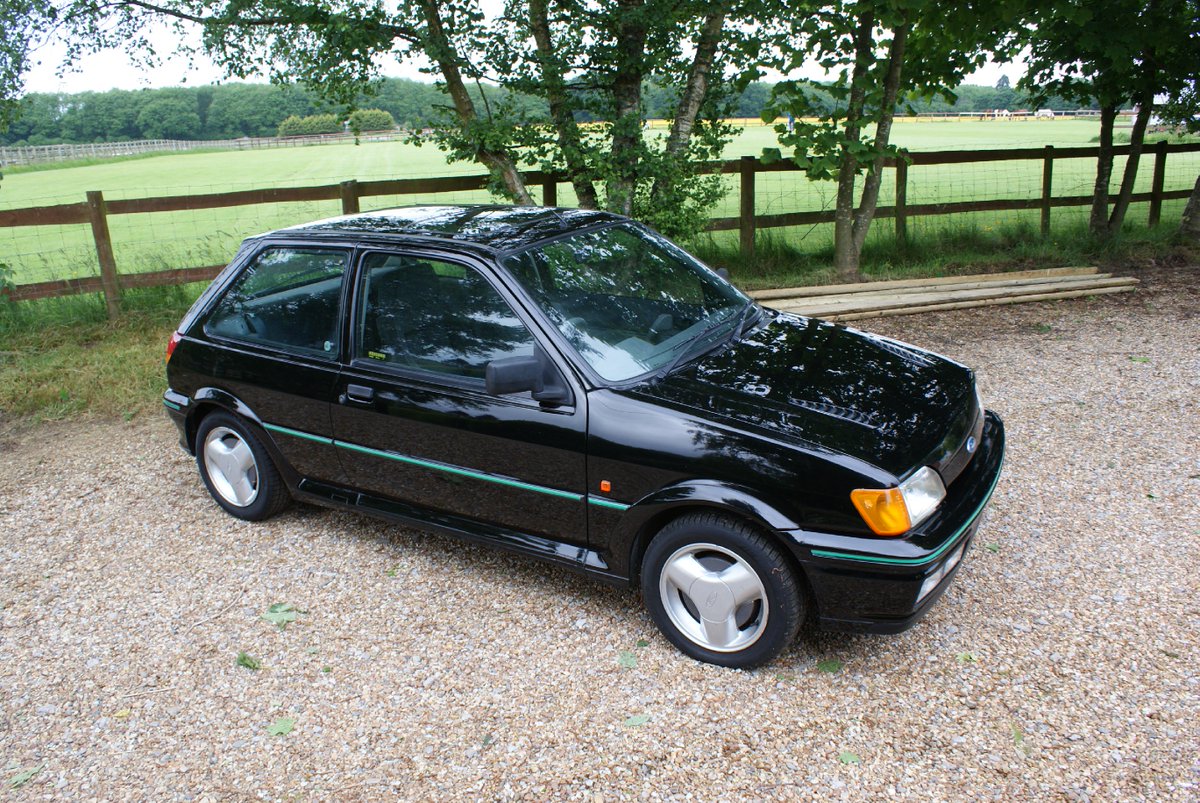 1990 Ford Fiesta RS Turbo Black
ebay.co.uk/itm/1120688723…
#CarForSale
#RSFord
#fiesta