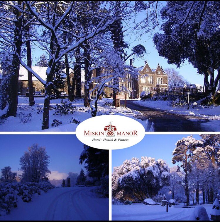 sarahjames205's tweet photo. Can't wait for December! This would be amazing! I no it won't happen just wish for a crisp dry day #winterwedding 👰🏽 https://t.co/qFSan6SZdq