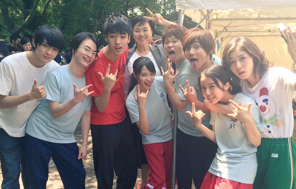 suzu_akito's tweet photo. ちはやふるが世界にも羽ばたくなんてすごい。9月にはDVDも発売されてもっと沢山の人に見てくれる機会にもなるし、続編も決定したし、まだどんどん旋風を世界中に巻き起こしてほしい！ちはやふる旋風はまだ終わらない！
#ちはやふる
#広瀬すず https://t.co/ODKNHsiMay