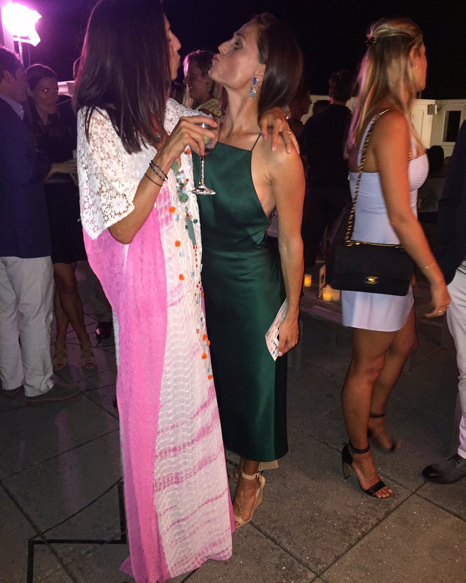 ACKblACKbook's tweet photo. Such @ackhistory fun for #ACKMAD! Loved seeing everyone under the whale! @MarlaSanford @KJP @SarahKJP @bostoncommag https://t.co/28BwXVq7hy