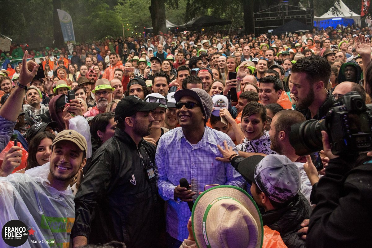 PhotoCoppinM's tweet photo. @doc_gyneco aux FrancoFolies de Spa 
© Marie Coppin 
#docgyneco https://t.co/cwTQBOQiD6
