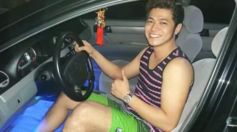 SolidTophie's tweet photo. With his baby Chev @tophermanlabs heeehehe @mor1019charlz @mor1019
#MORPinoyHitsWithPapiTopher https://t.co/LONqBg7kKz