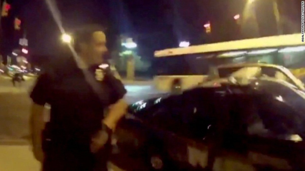 Pokemon Go player crashes into cop car bit.ly/2antMKO?utm_me… https://t.co/3EbGzgZSDS