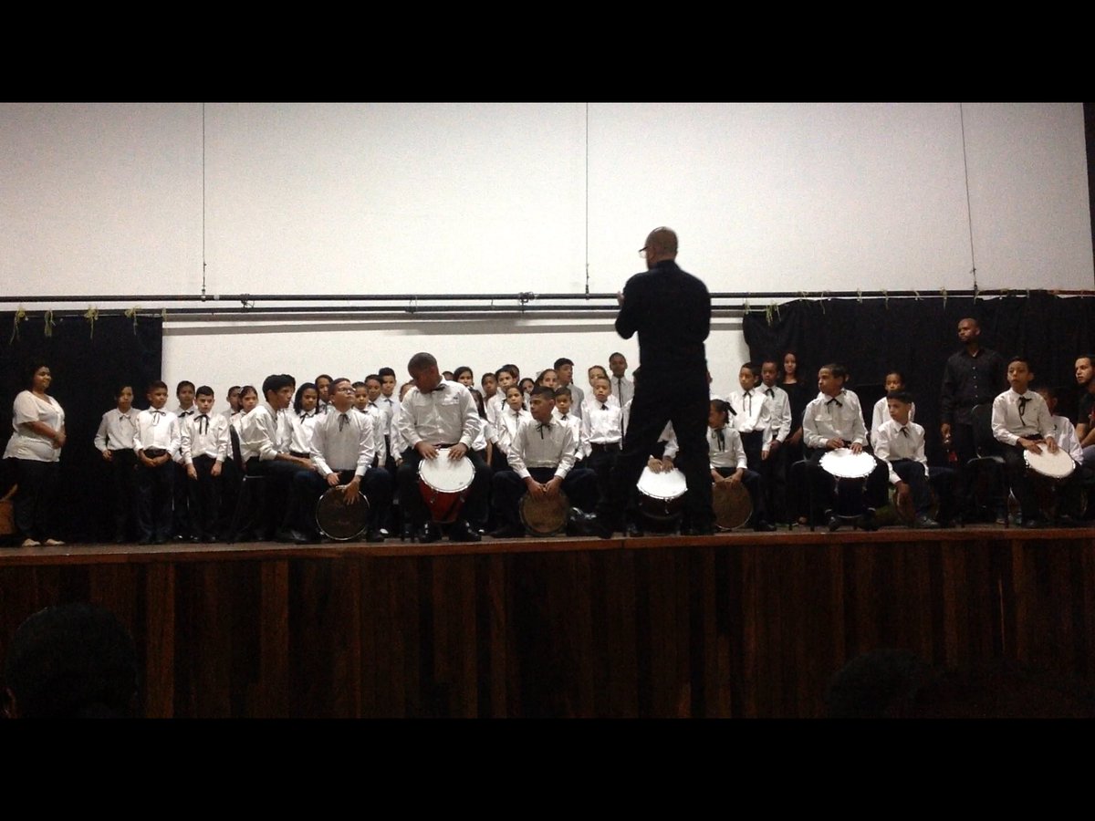 Cátedra de percusión Afro-Venezolana #NucleoLidice  concierto cierre de temporada 2015-2016 Teatro Cristo Rey