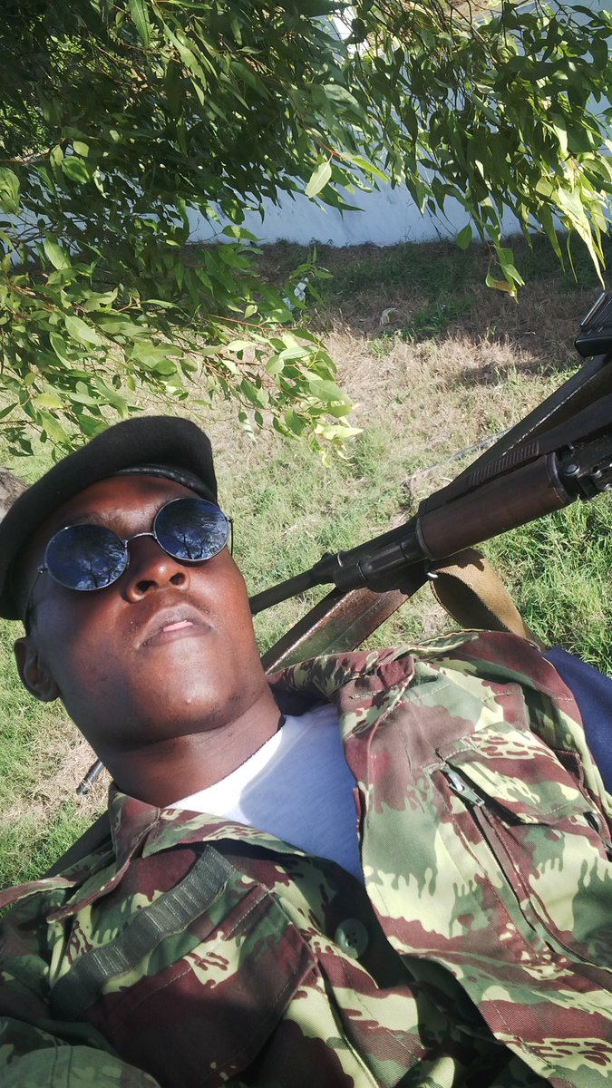 clesiozibia2's tweet image. 