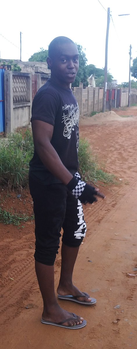 clesiozibia2's tweet image. 