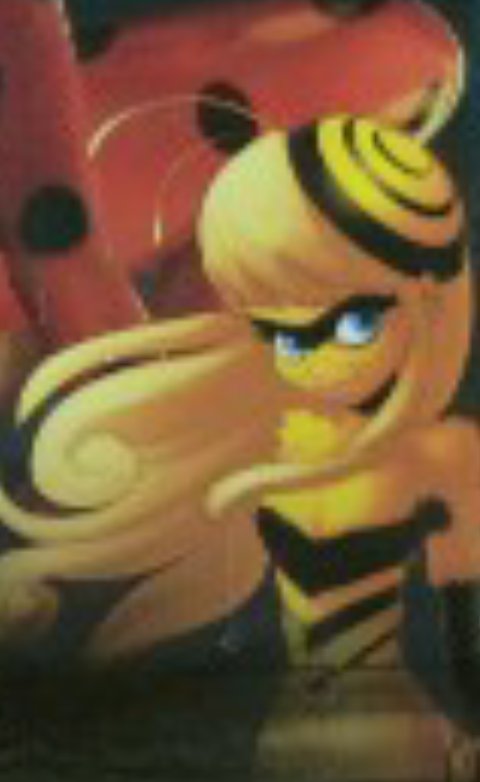 Miraculous_Fan4's tweet photo. Bee kwami? #MiraculousLadybug #BeeKwami #season2 #MIRACULOUS https://t.co/AunaOtMAjV