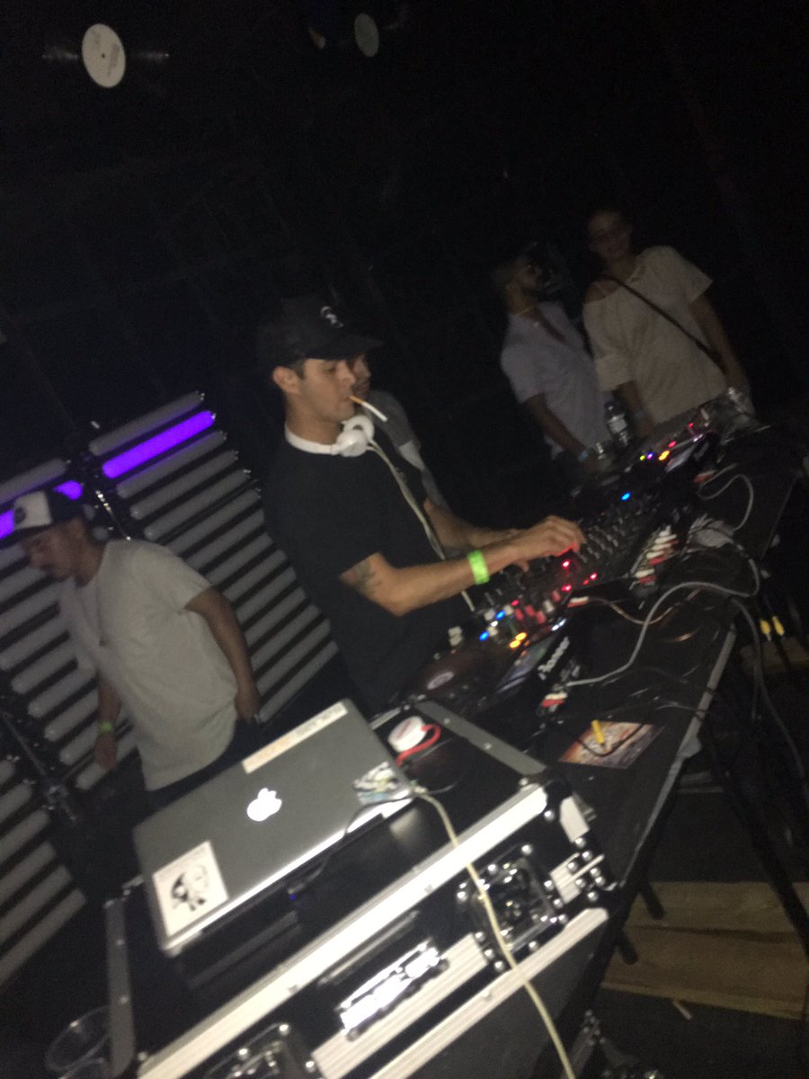 FS_Delivery3's tweet photo. No-Tech's live set!! 💎

#LOTT #BattleShowcase #FifoStar https://t.co/uqz4li7GFl