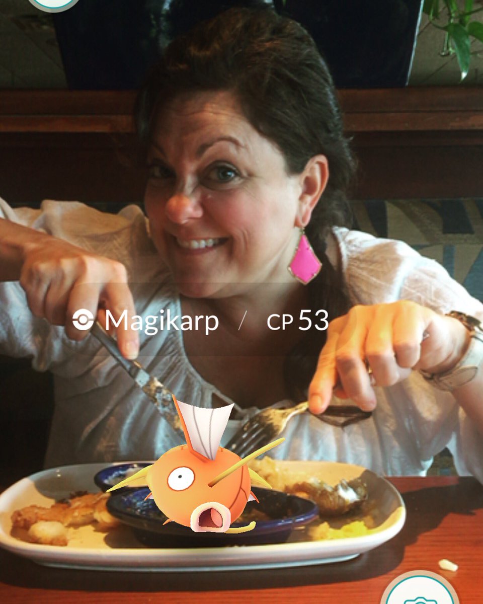 kevinjairaj's tweet photo. Hey guys, it's Pokefest at #redlobster with the #magikarp special entree! 😂😂😜😜 https://t.co/tlMRiwtAXX