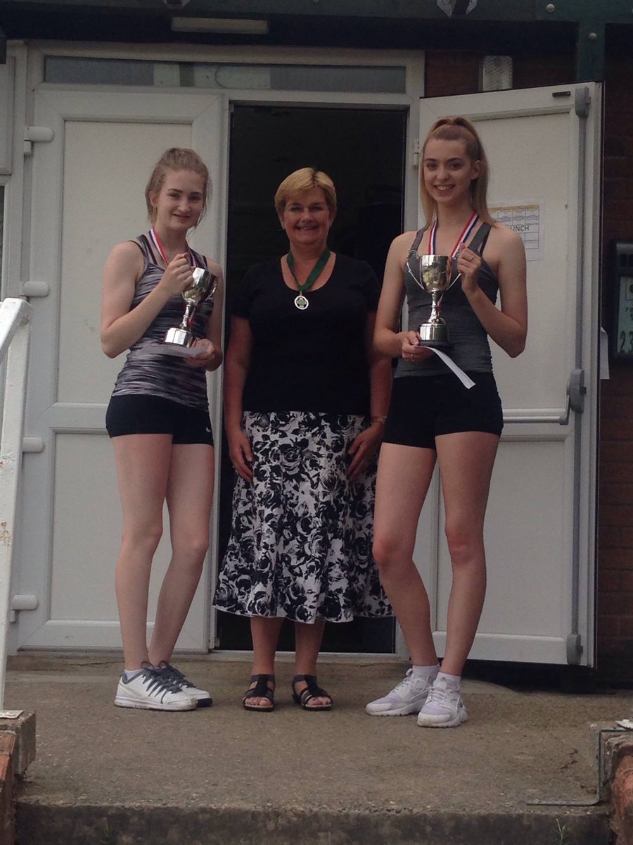 Success in the S&amp;D junior tournament as D&amp;T's Ellen wins u18 &amp; u16 singles, u18 doubles &amp; player of the tournament!