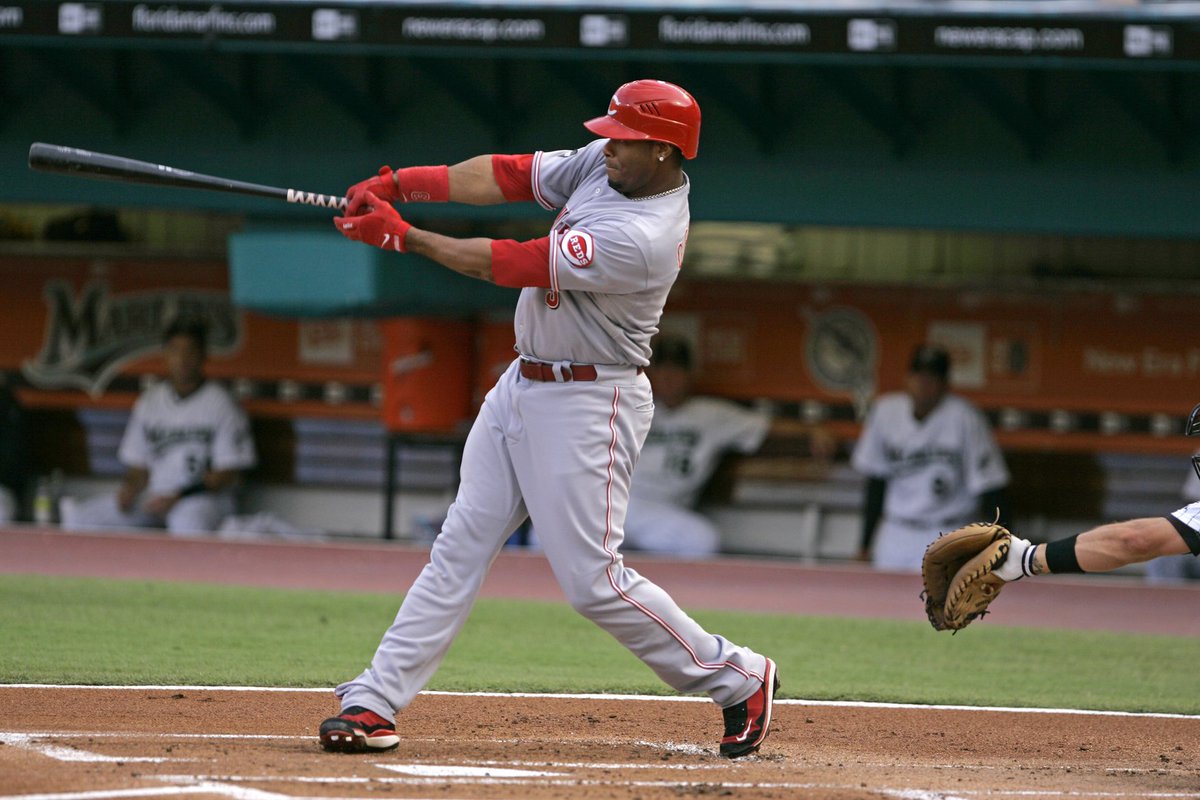 BleacherReport's tweet photo. Ken Griffey Jr. blasted his way into the history books with his 600th homerun #HOFWKND https://t.co/vtpsSy8Qiq