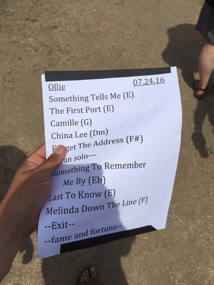 MotifMagRI's tweet photo. Nabbed the setlist for Ian Fitzgerald and Smith&amp;Weeden #folkyea https://t.co/SHWqFEgiig