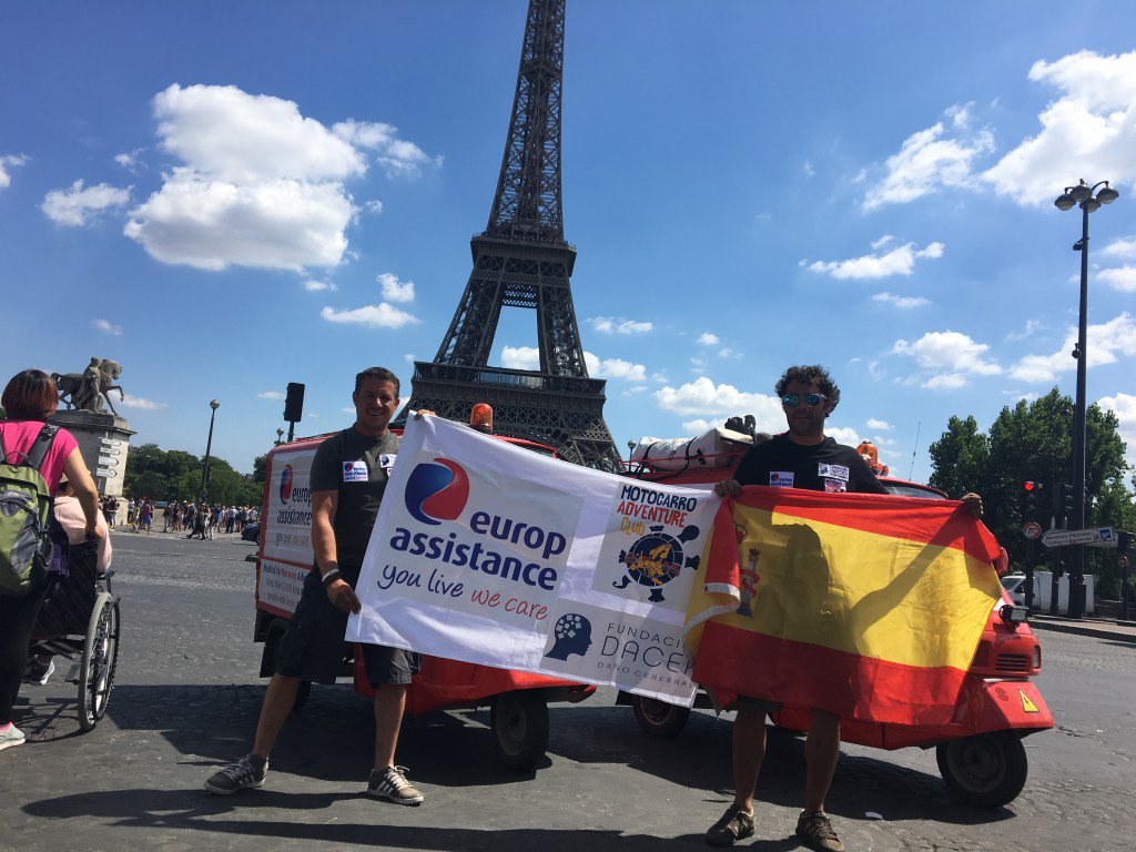 Motocarrero's tweet photo. Día 10 las cosas no pintan del color que queremos https://t.co/Hkws360fz8 https://t.co/rZ75kR9vtw