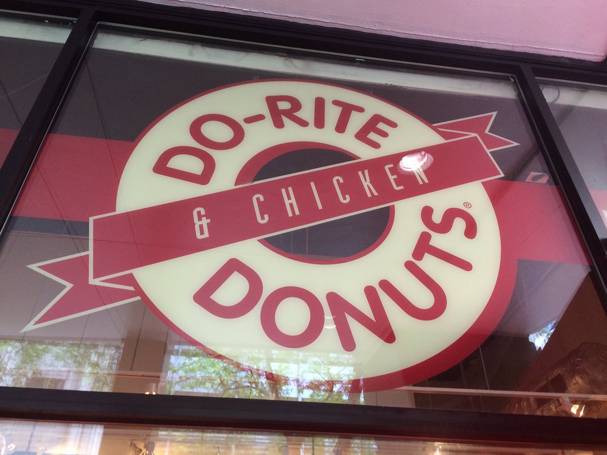 bldmeupbc13's tweet photo. Best donut place ever!!! GF donuts rocked!!!! @DoRiteDonuts #DOChicago #DOProud https://t.co/wRdygm4z4e