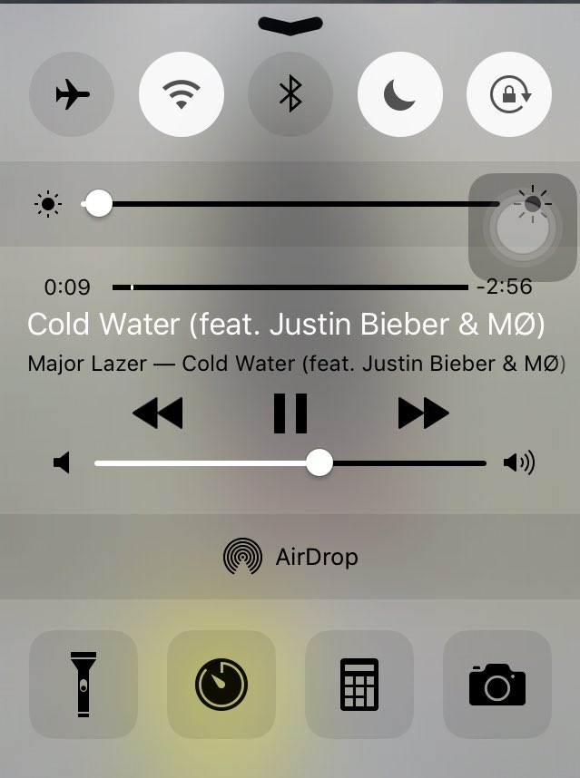 louinwonder's tweet photo. Sorry #replaybutton #coldwater #dyasten https://t.co/Xgy6JVjpm5