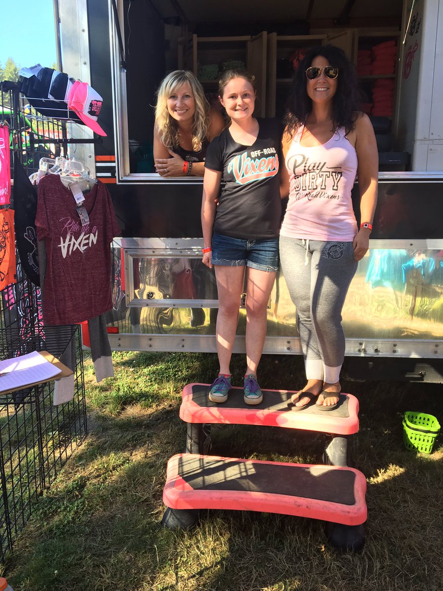 mannup320's tweet photo. Absolutely love being a part of this awesome company! @offroadvixens https://t.co/2MB5icLVtX