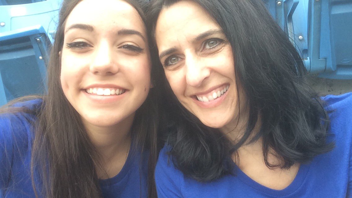 BMalthaner's tweet photo. JAYS GAME 💙❤️ #OURMOMENT with the fam https://t.co/MjaFxdFHjZ