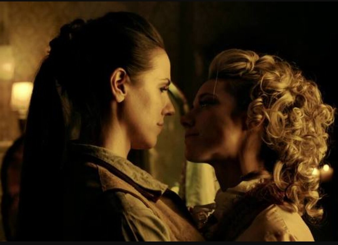 somewhataddicte's tweet photo. Last day of #7daysofDoccubus but if you're a fan, its 365! So keep the love going #Doccubus fansπ #lostgirl https://t.co/qITiWLqTV0