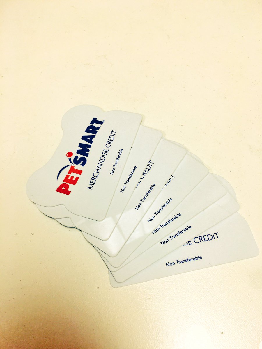 2348Petsmart's tweet photo. Still have a few cards left to give out! Come on in to get them Trainers! #PokemonGO #PetSmart https://t.co/ERLiPppvaR