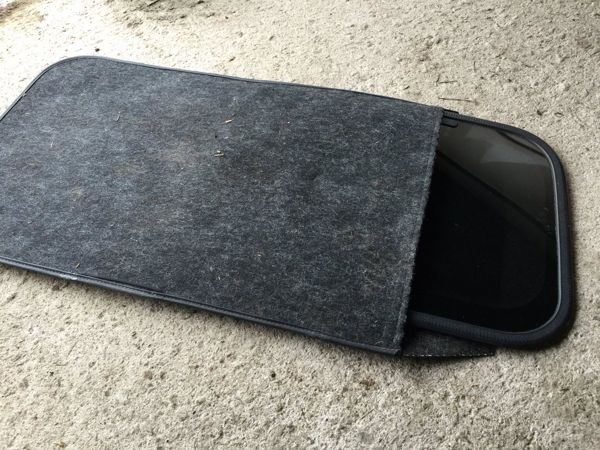 MajorGav's tweet photo. #ProjectAX sunroof removed and now stored in its original sleeve. Amazed it's still with the car. https://t.co/CtRbLcKQz9