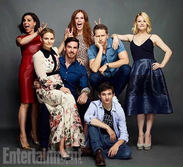 MILLSMAYORQUEEN's tweet photo. Family ❤️ 

Ps: Faltou gente, eu sei. https://t.co/aIDphwVCll