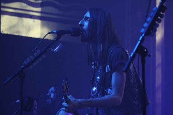 dariolorina tweet picture