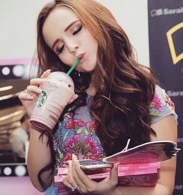Isabela Junqueira (@isabelacocielo) on Twitter photo 