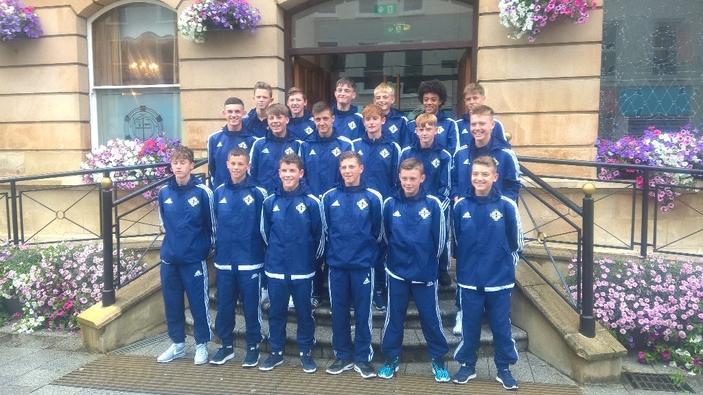 OfficialClubNI's tweet image. Boys getting ready for parade @SuperCupNI 💚⚽ #GAWA