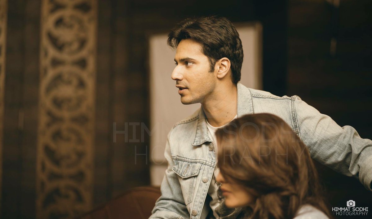 photosbyHimmat's tweet photo. #VarunDhawan #CandidMoment #Dishoom #HimmatSodhiPhotography #Indore @Varun_dvn hope u like this bro #5DaysToDishoom https://t.co/MdNNpyXZYT