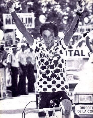 rafacolontorres's tweet photo. #GraciasNairoman eres grande; un #GranEscarabajo colombiano. Gracias #TourdeFrancia #BenditoCiclismo de Colombia🇨🇴 https://t.co/fx8l1nH1rY