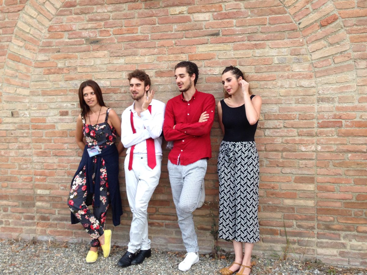 CompagniaMaMiMo's tweet photo. #ItsApptoYou #Bahamut @GiovDirez intervistati dopo la replica @TeatroGualtieri #DirectionUnder30 @Funder35 https://t.co/i5dQUXT5ce